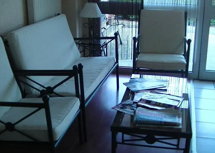 Hotel La Porte Angevine 2*